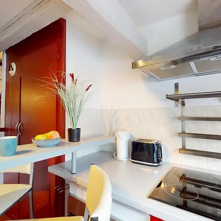 Le Bel Atre - Coeur Historique - Triplex 4-6 Personnes - Familles & Amis Apartmán